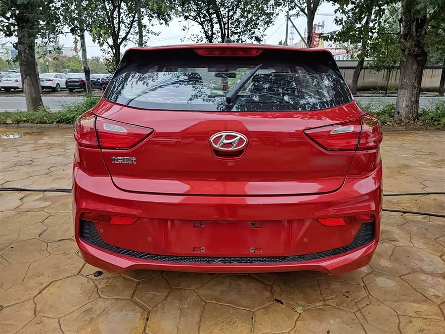 Hyundai Verna RV 2017 immagine di auto #7