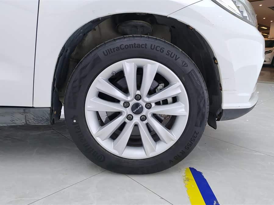 Haval H2 2014 #7 Haval H2 2014 car image #7