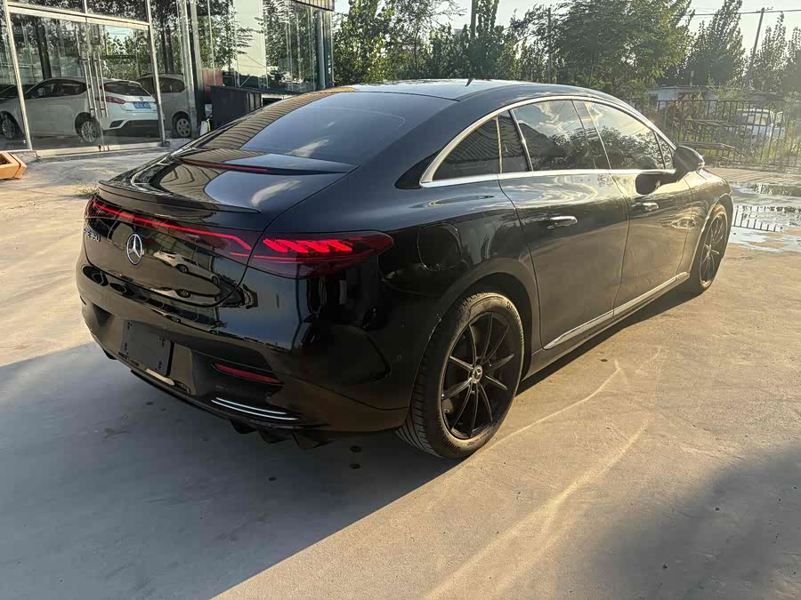 Mercedes-Benz EQE Class 2024 car image #7