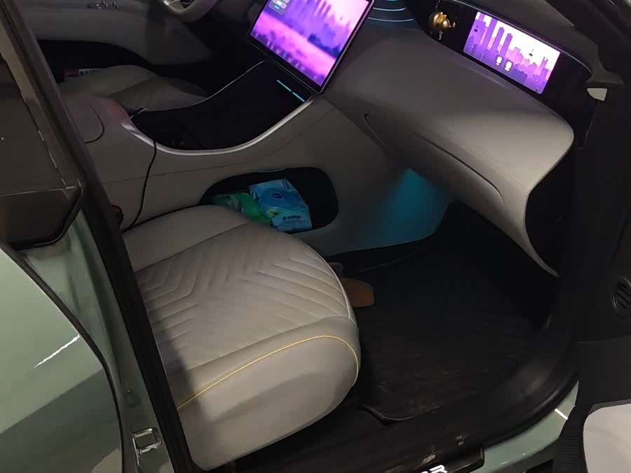 Avatr 11 2022 #7 Avatr 11 2022 car image #7