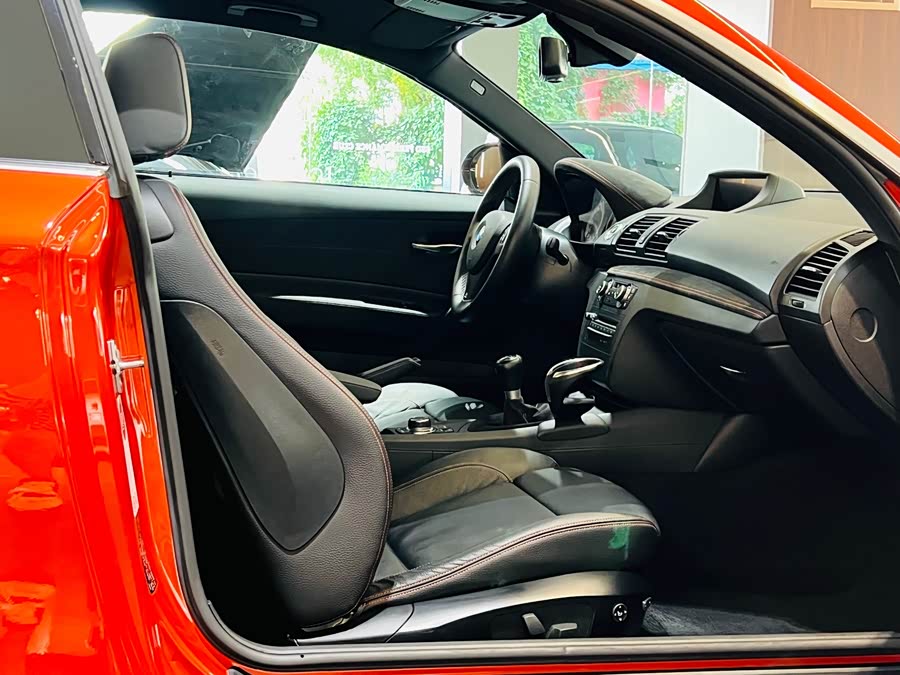 BMW 1 Series M 2012 car image #7