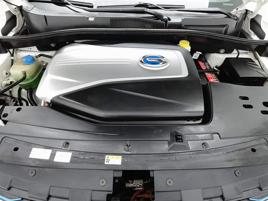 GAC ix4 2019 immagine di auto #7