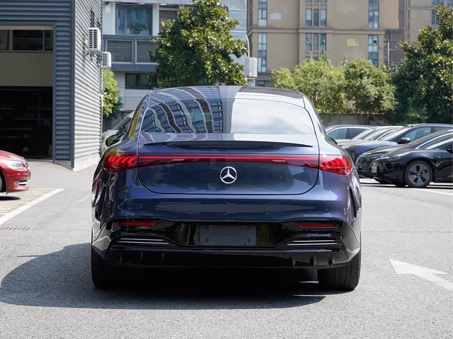 Mercedes-Benz EQS Class 2022 car image #7