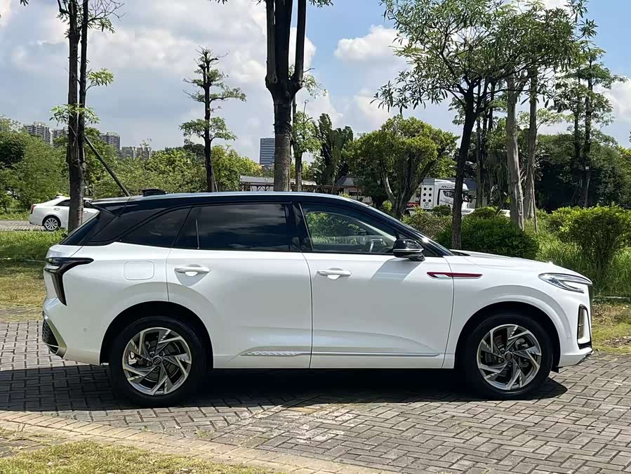 HongQi HS3 2023 car image #7