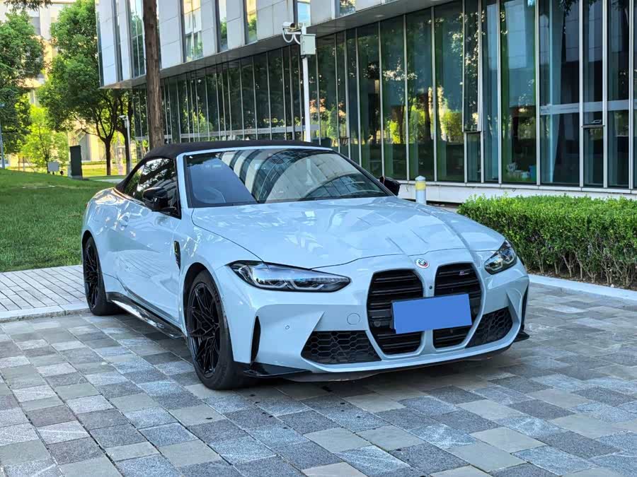 BMW M4 2022 car image #7