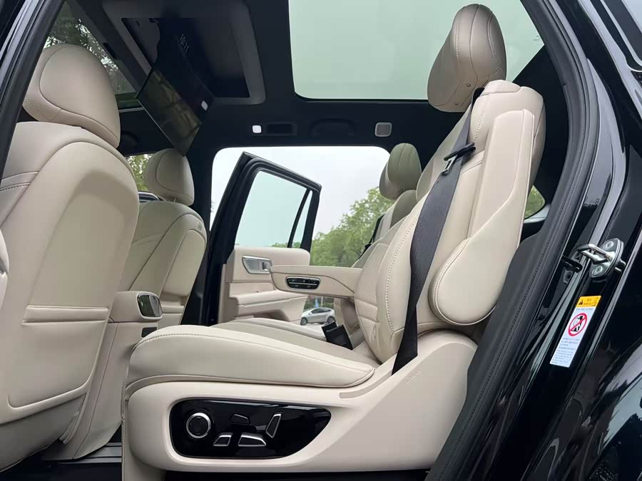 深蓝汽车 深蓝S09 2025 汽车图片 #7