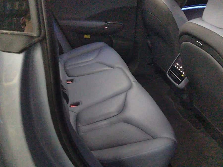 Xpeng G7 2025 immagine di auto #7