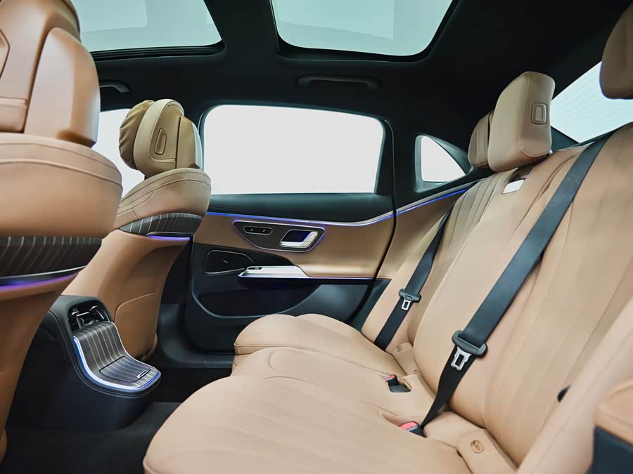 Mercedes-Benz E Class New Energy 2024 car image #7