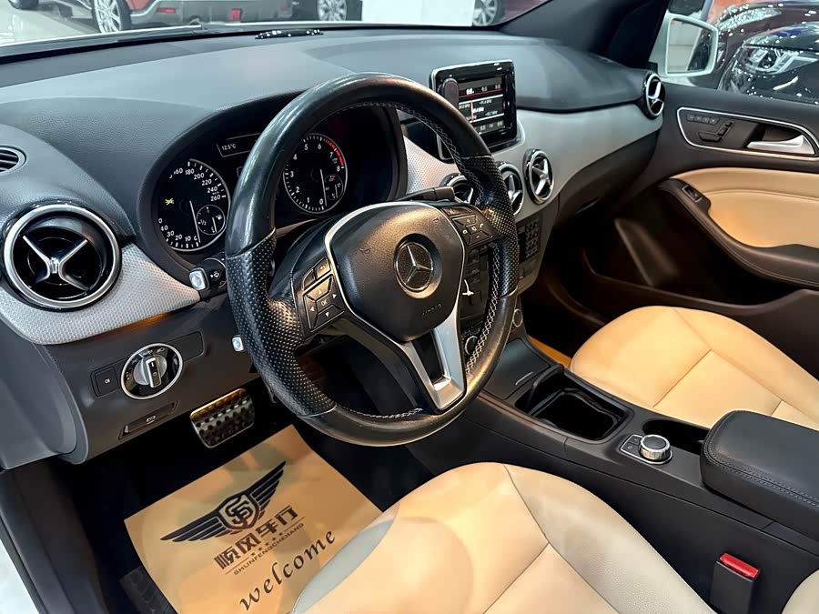 Mercedes-Benz B Class 2014 #7 Mercedes-Benz B Class 2014 car image #7