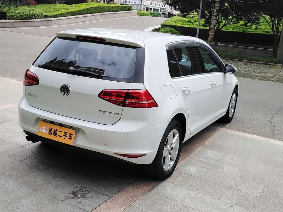 Volkswagen Golf 2015 car image #7