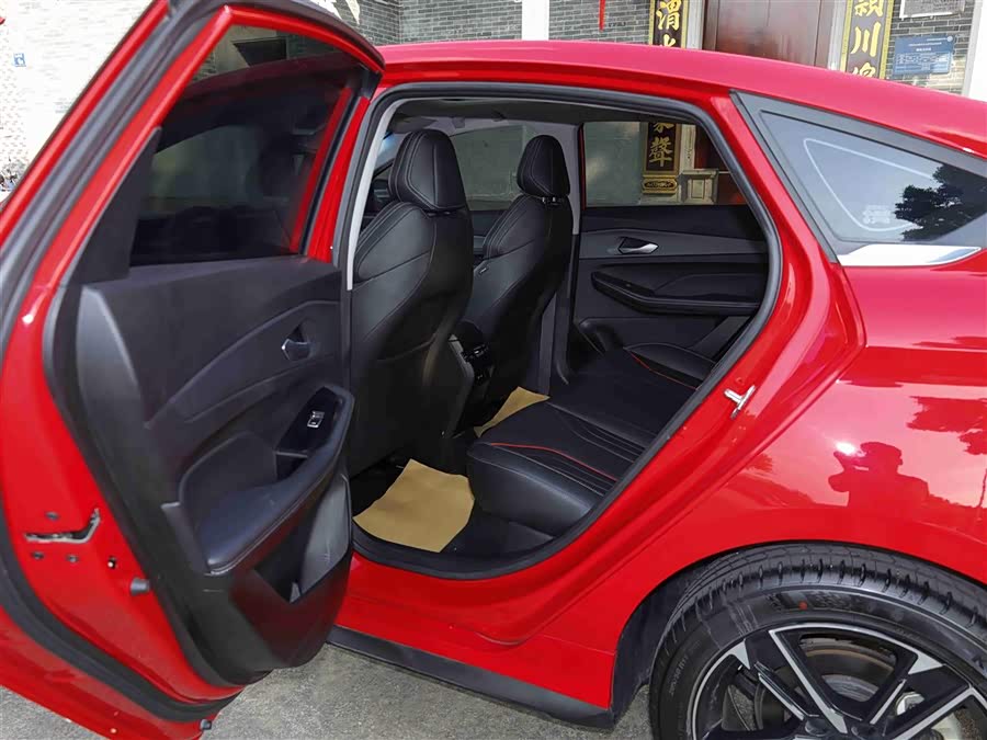 GEELY Monjaro MHEV 2022 car image #7