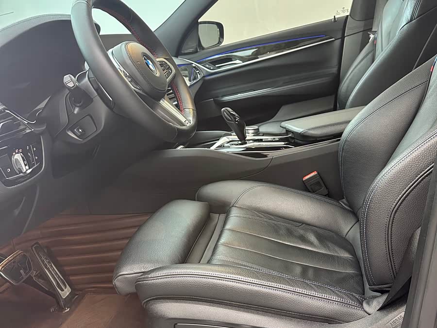 BMW 6 Series 2019 #7 BMW 6 Series 2019 car image #7