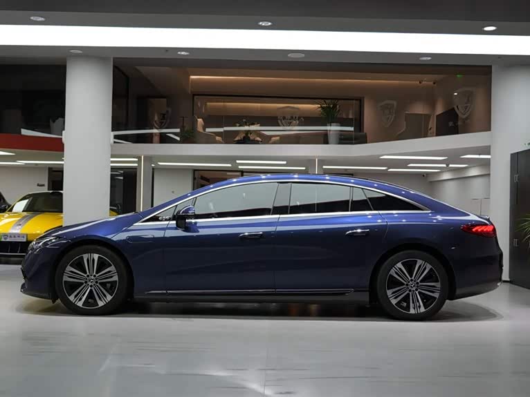 Mercedes-Benz EQS Class 2022 car image #7