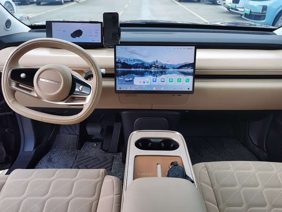 Exceed Stellar Era ET 2024 #7 Exceed Stellar Era ET 2024 car image #7