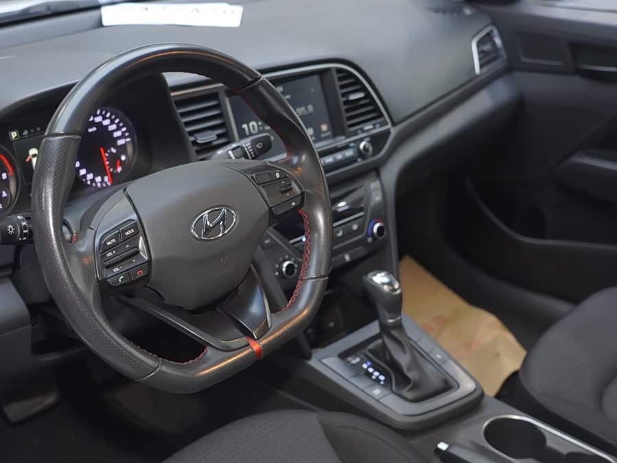 Hyundai Elantra AD 2018 car image #7