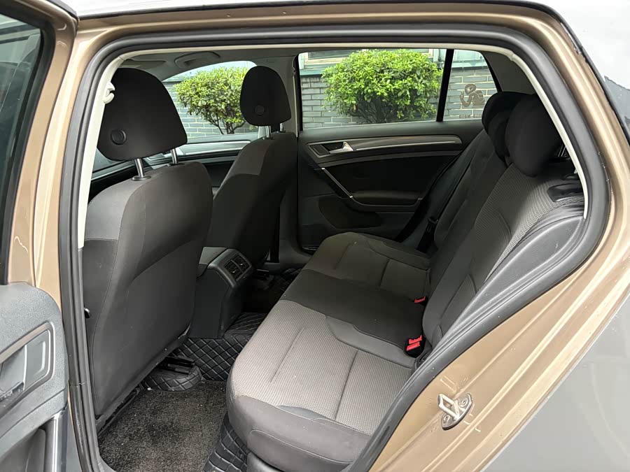 Volkswagen Golf 2016 car image #7