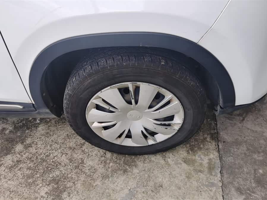 哪吒汽车 哪吒N01 2019 #7 哪吒汽车 哪吒N01 2019 汽车图片 #7