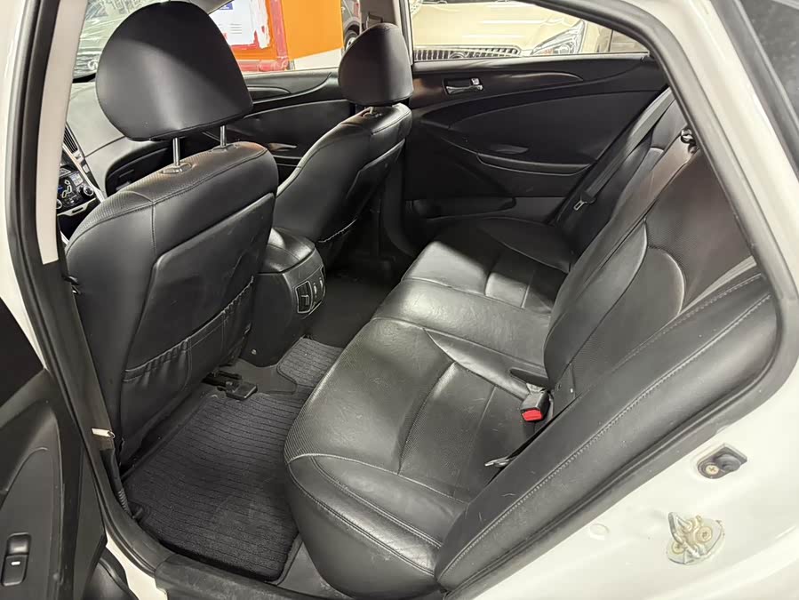 Hyundai Sonata 2013 car image #7