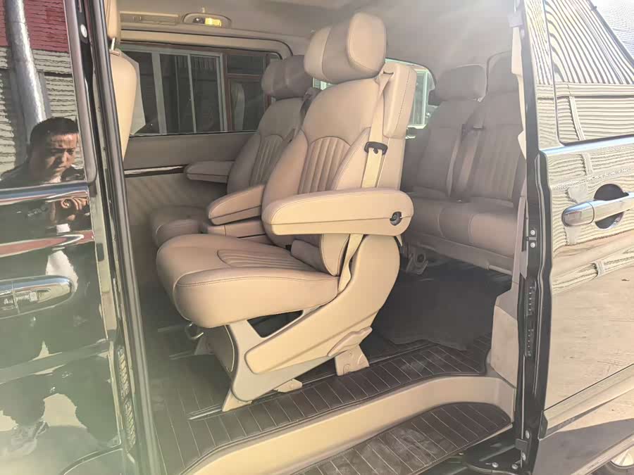 奔驰 唯雅诺 2017 汽车图片 #7