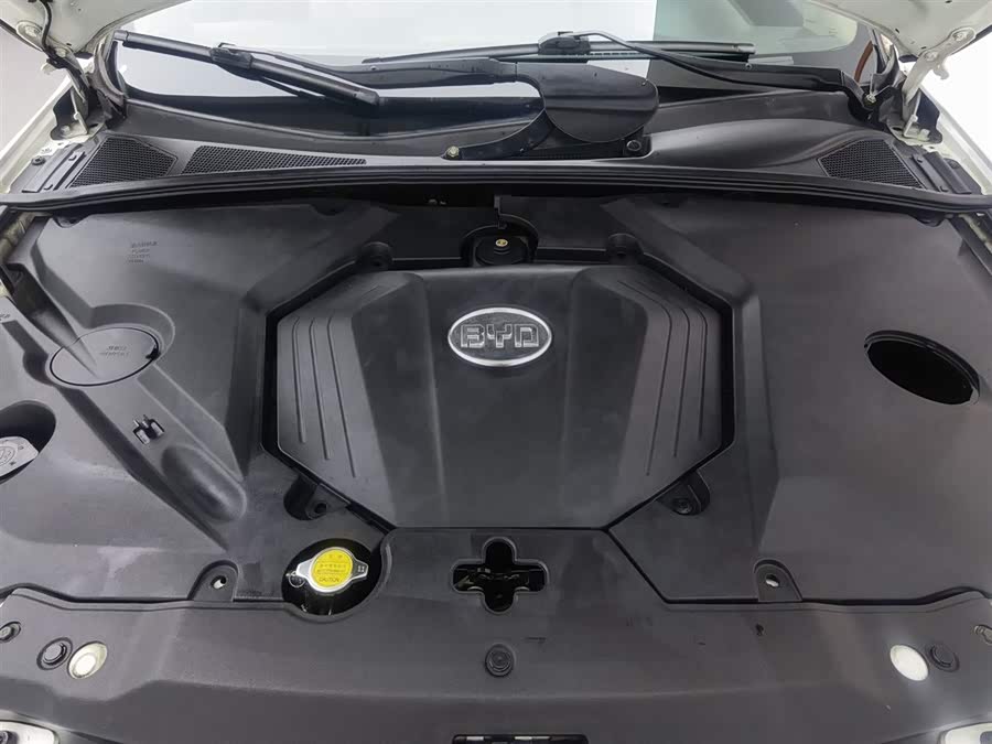 BYD S6 2013 car image #7