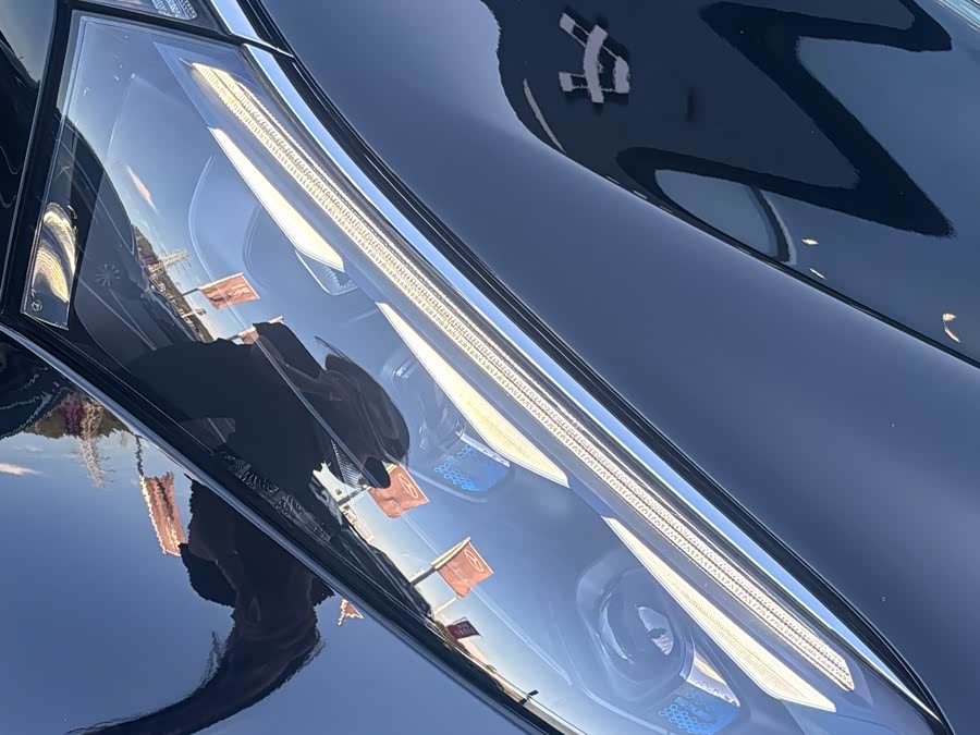 Mercedes-Benz EQS SUV 2025 car image #7