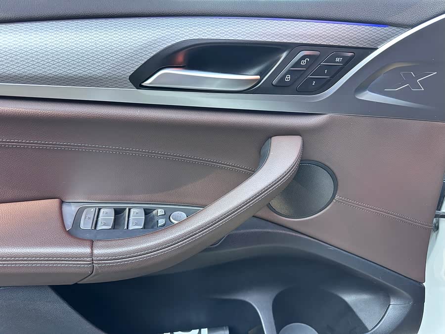 BMW X4 2019 صورة سيارة #7