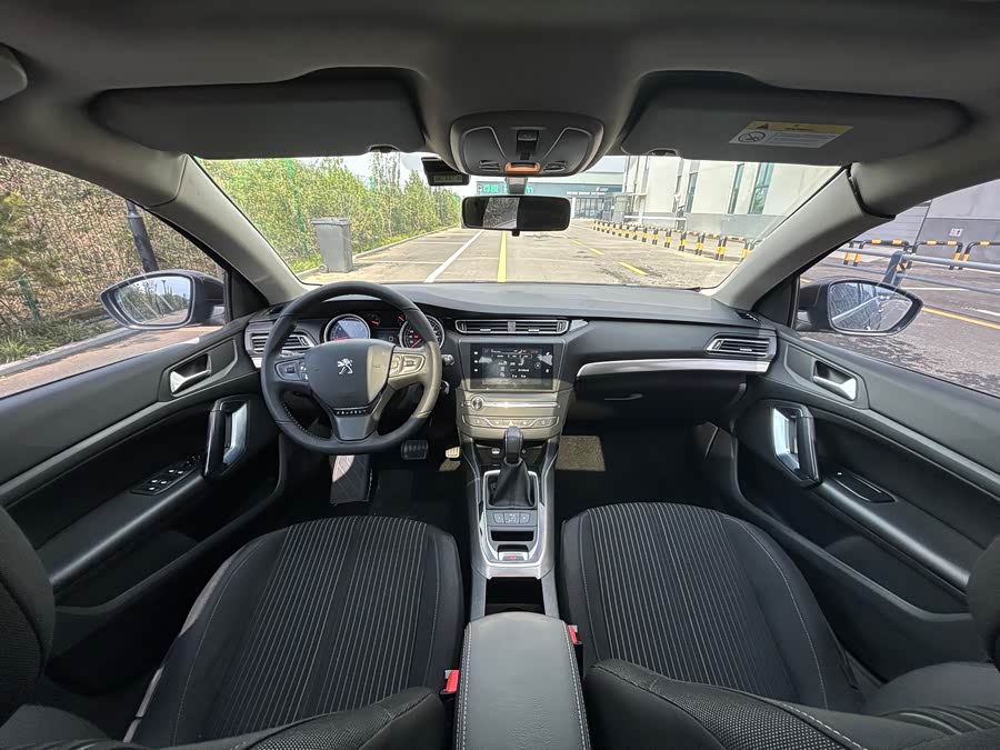 Peugeot 408 2015 #7 Peugeot 408 2015 car image #7