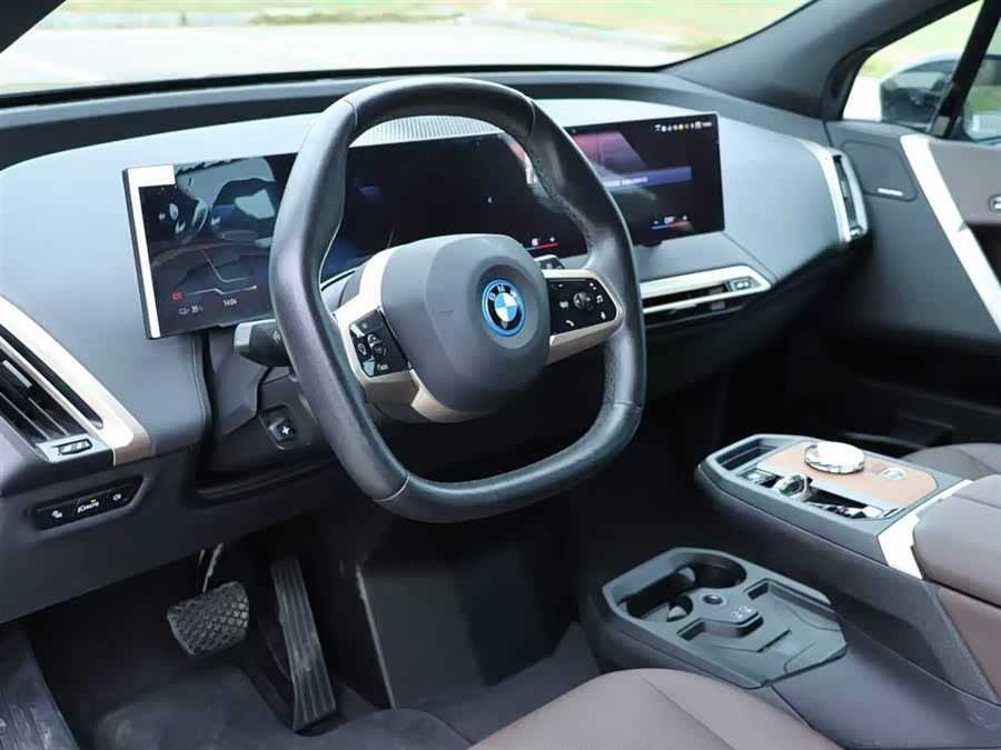 BMW iX 2023 #7 BMW iX 2023 car image #7