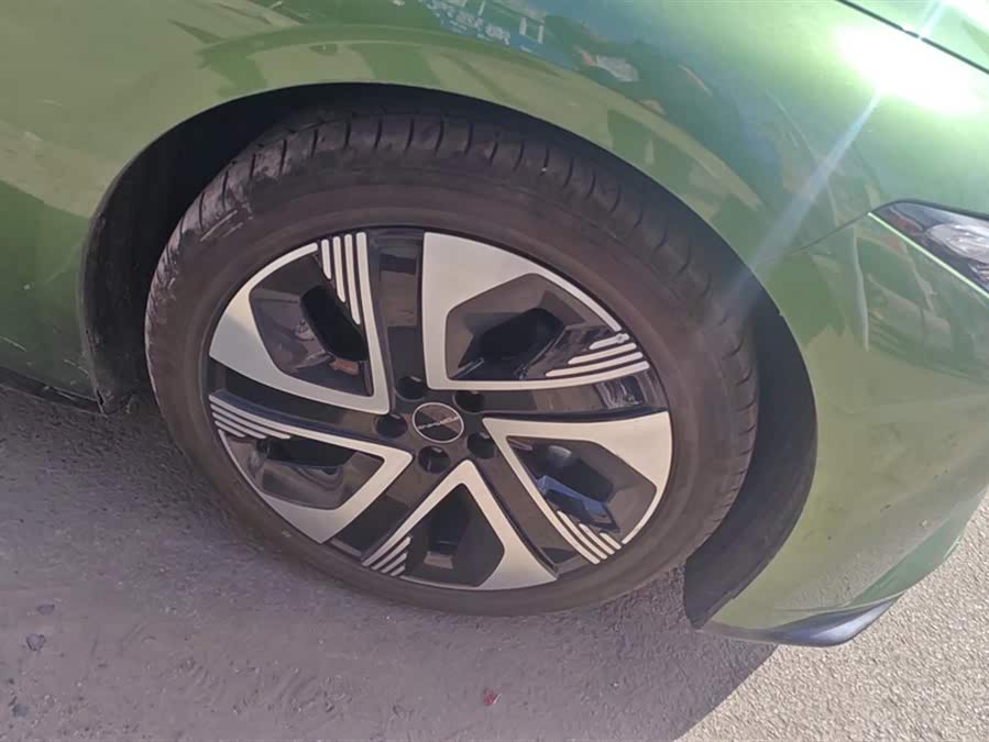 Forthing S7 2025 صورة سيارة #7