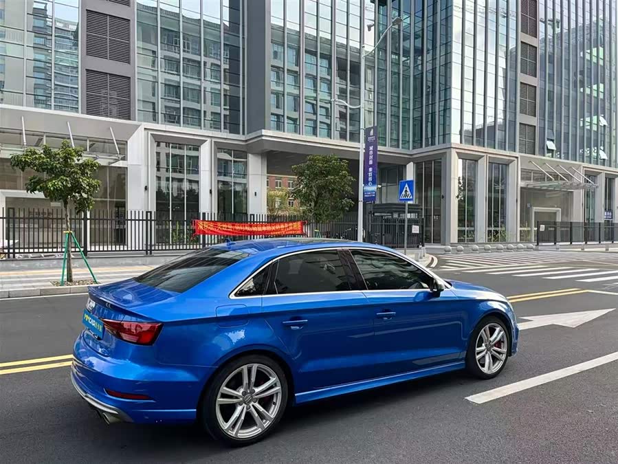 Audi S3 2018 car image #7