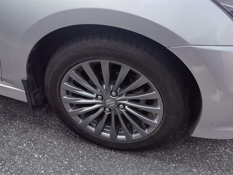 Suzuki Ciaz 2015 изображение автомобиля #7