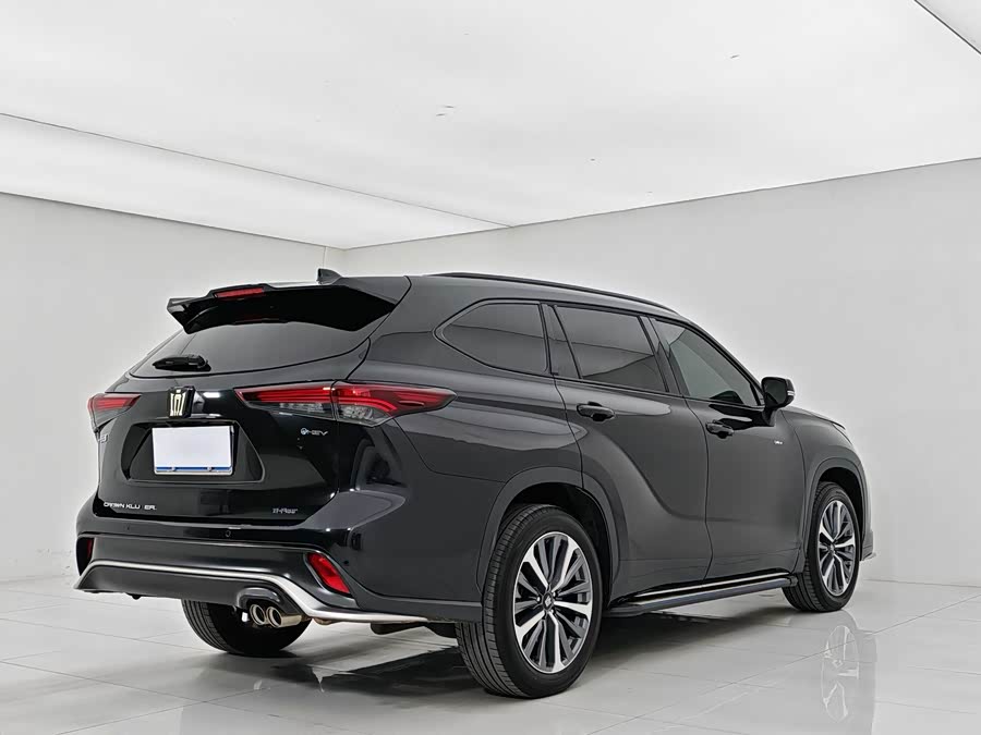 Toyota Crown Kluger 2024 car image #7