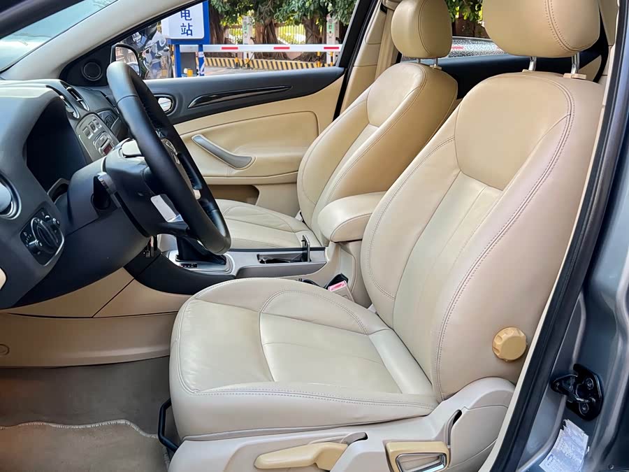 Ford Mondeo-Zhisheng 2010 car image #7