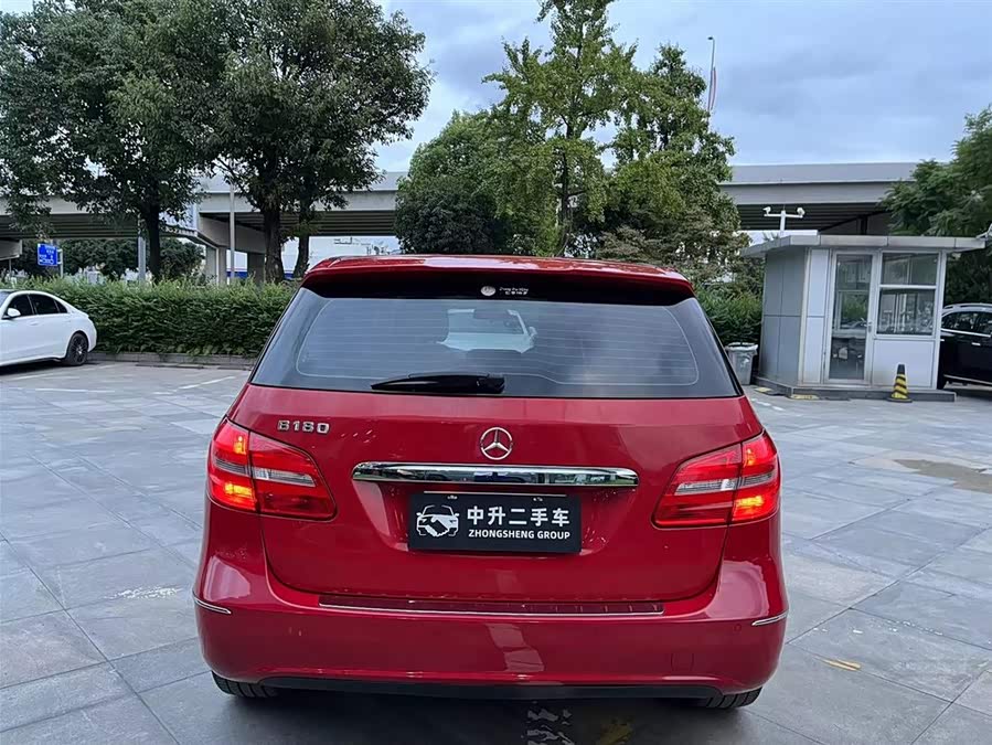 Mercedes-Benz B Class 2013 car image #7