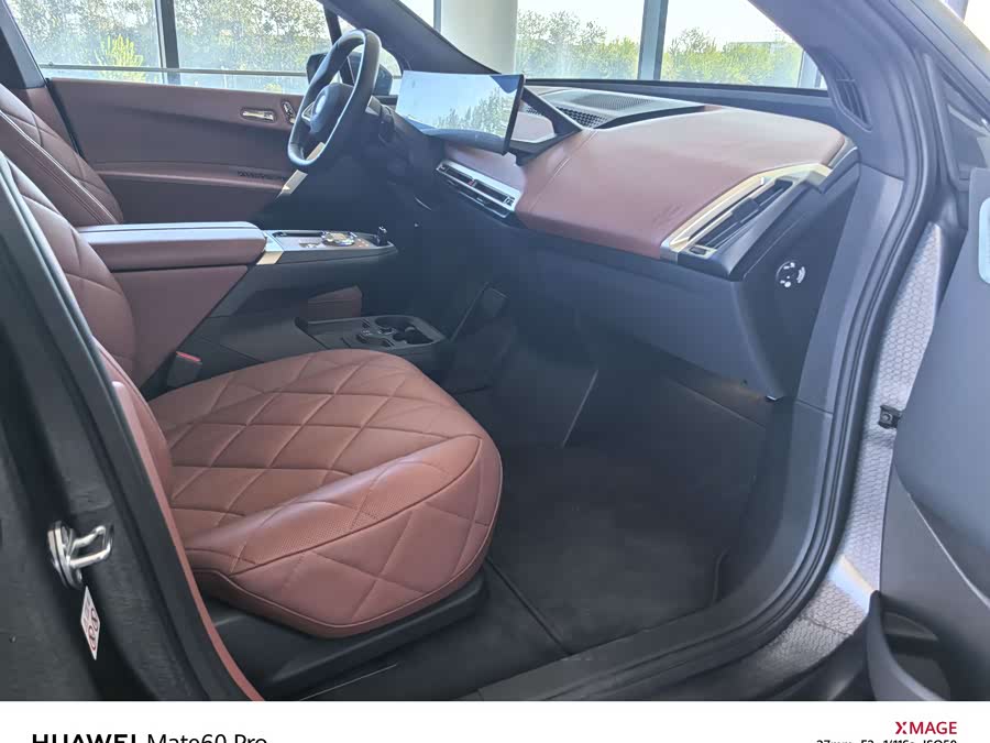 BMW iX M60 2024 car image #7