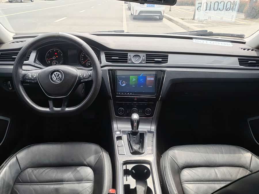 Volkswagen Passat 2018 car image #7