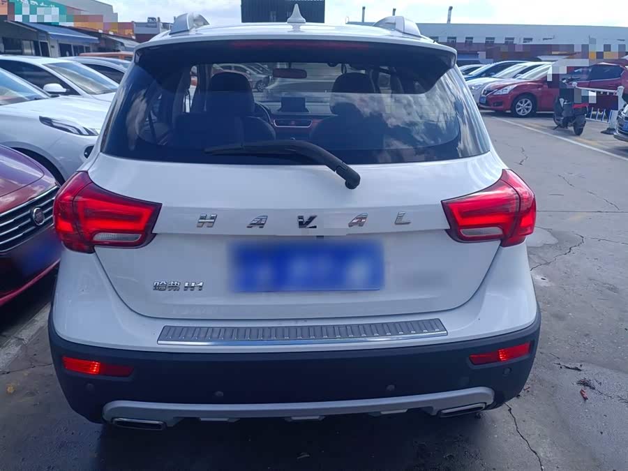 Haval H1 2015 #7 Haval H1 2015 car image #7
