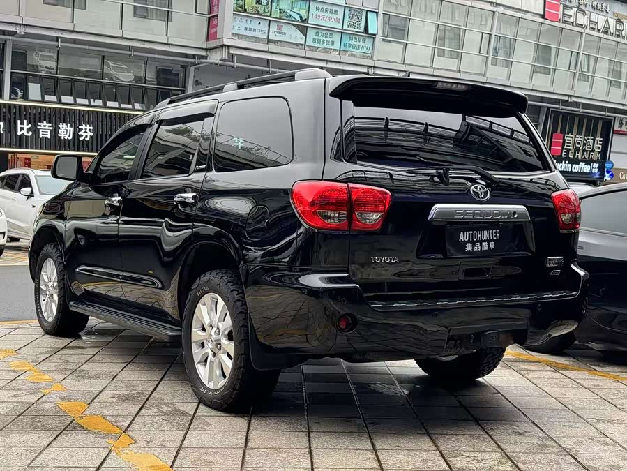 Toyota Sequoia 2010 #7 Toyota Sequoia 2010 immagine di auto #7