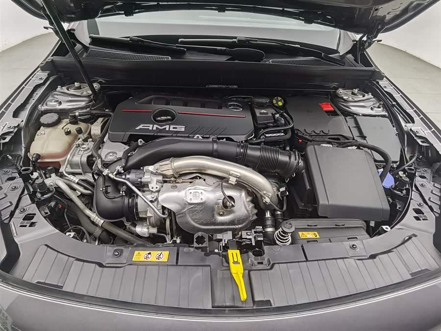 Mercedes-Benz GLB AMG 2023 immagine di auto #7