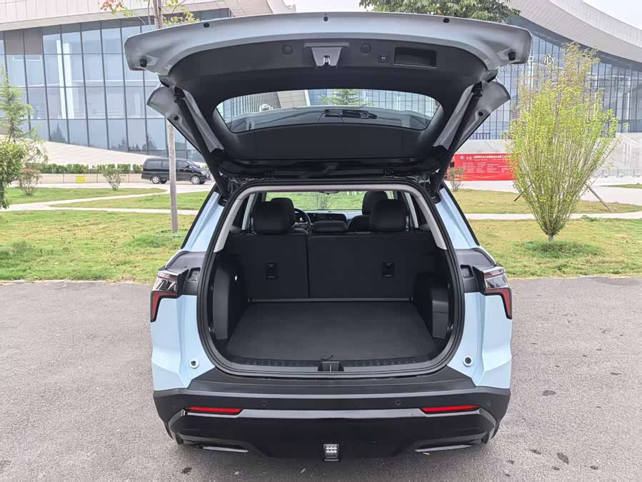 Chevrolet Equinox Plus 2024 car image #7