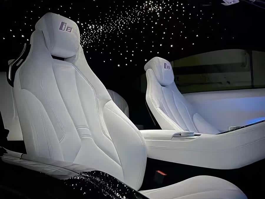 BMW i8 2018 صورة سيارة #7