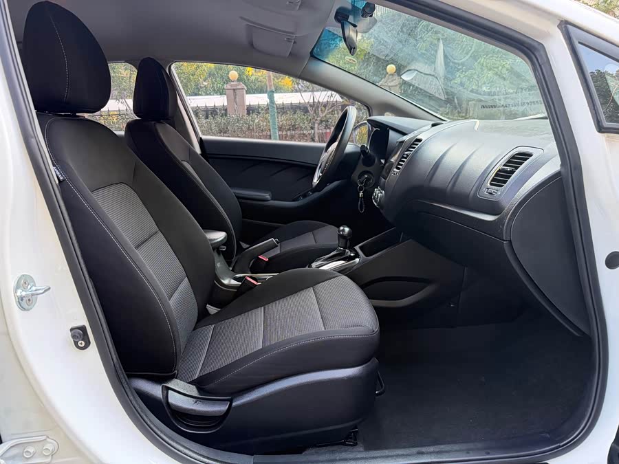 起亚 起亚K3 2018 汽车图片 #7