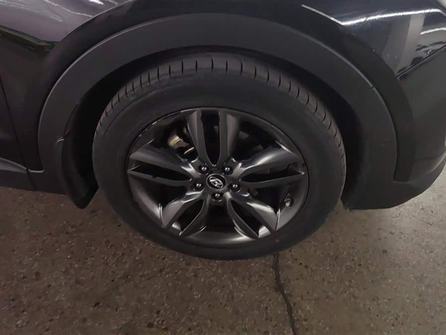 Hyundai Santa Fe (Imported) 2013 car image #7