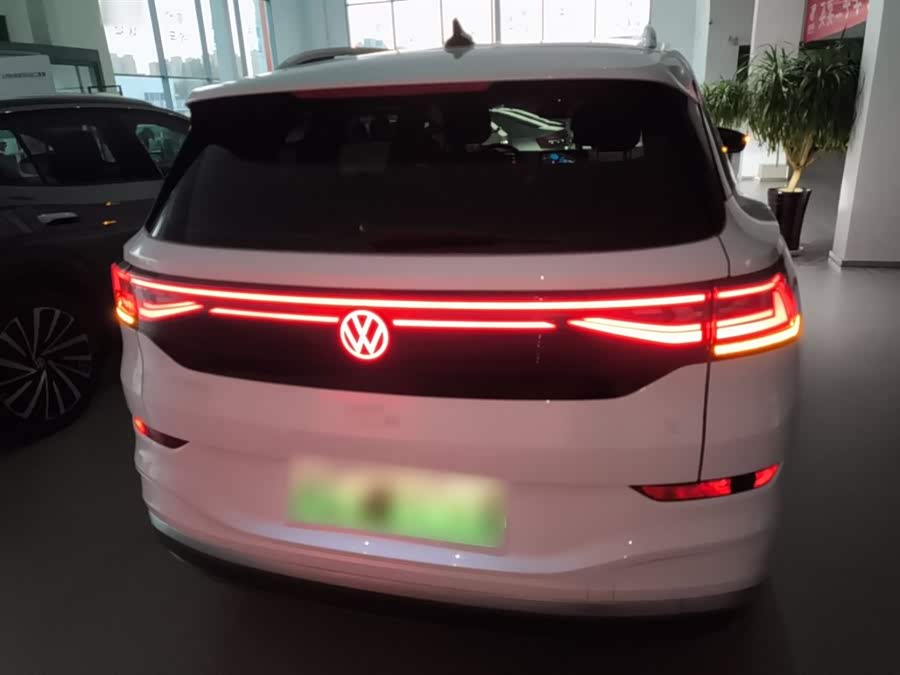 Volkswagen ID.6 X 2023 car image #7