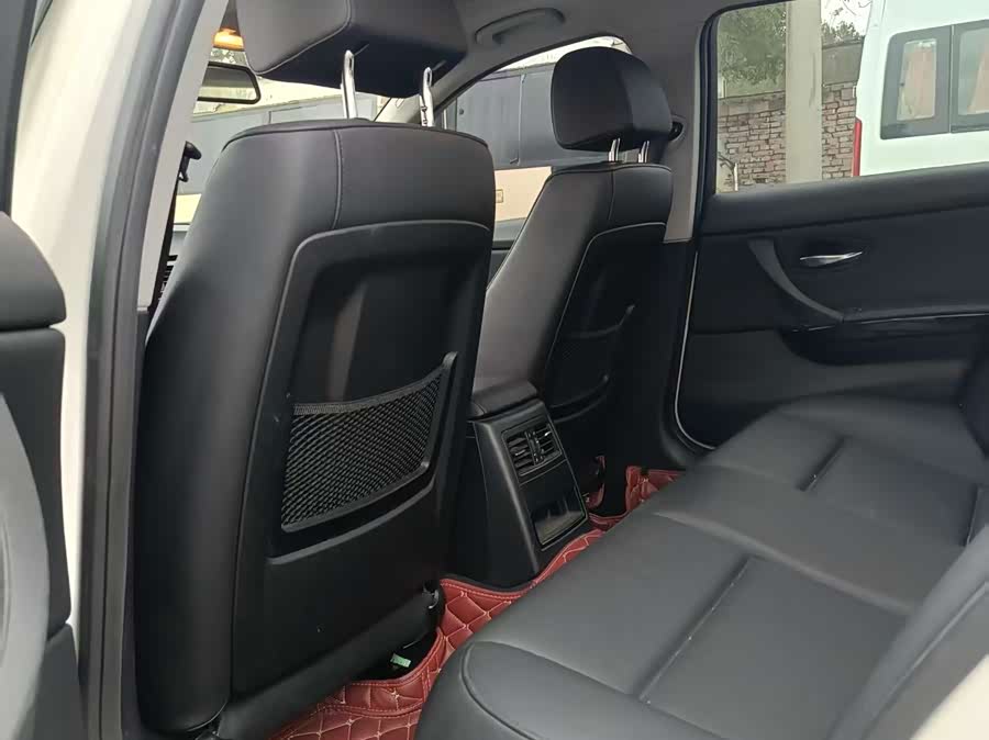 BMW 3 Series (Imported) 2011 immagine di auto #7