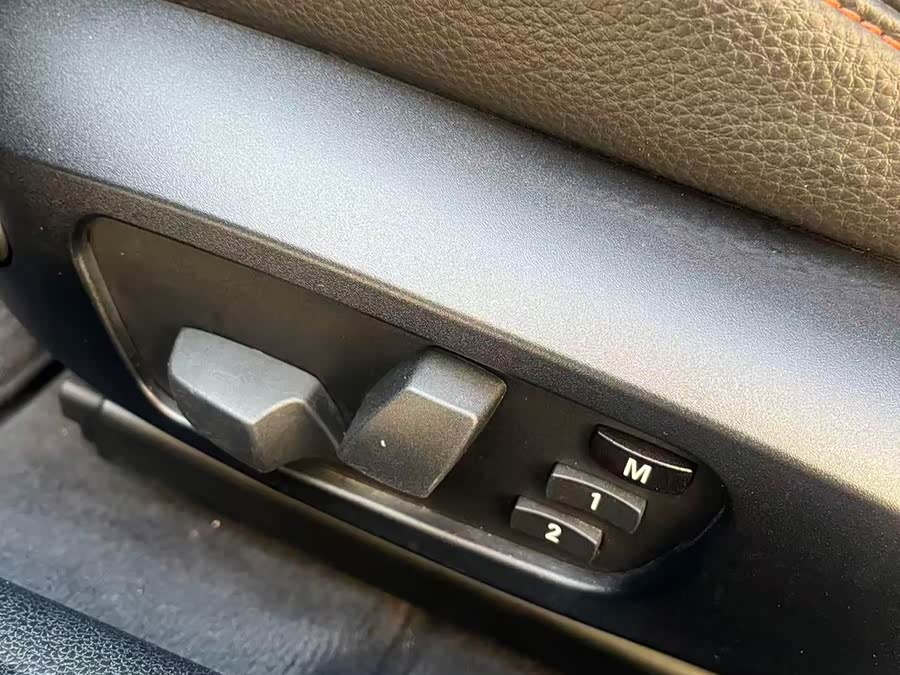 BMW 1 Series M 2013 car image #7