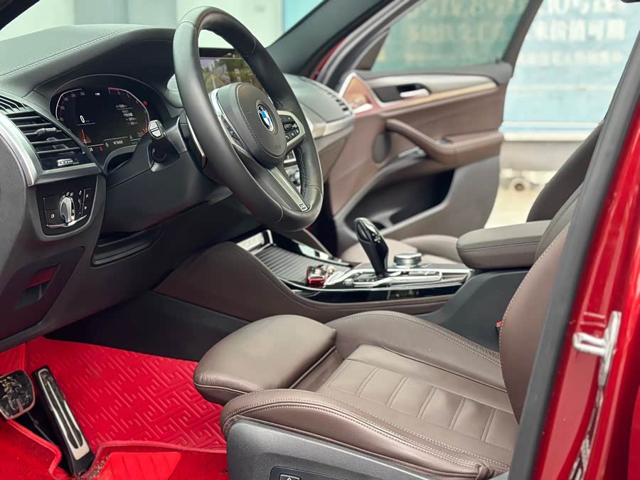 BMW X4 2020 car image #7