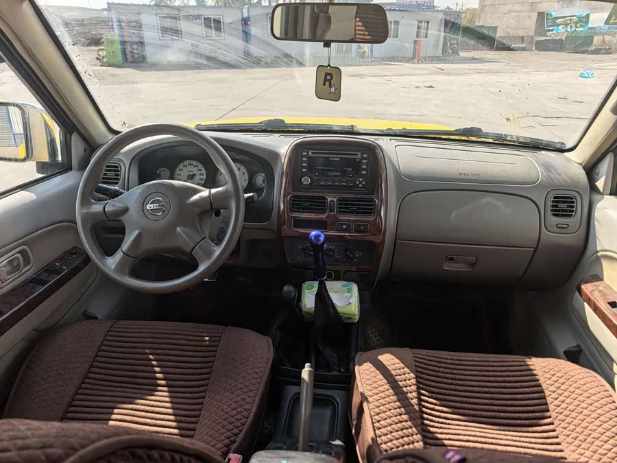 日产 日产帕拉丁 2011 汽车图片 #7