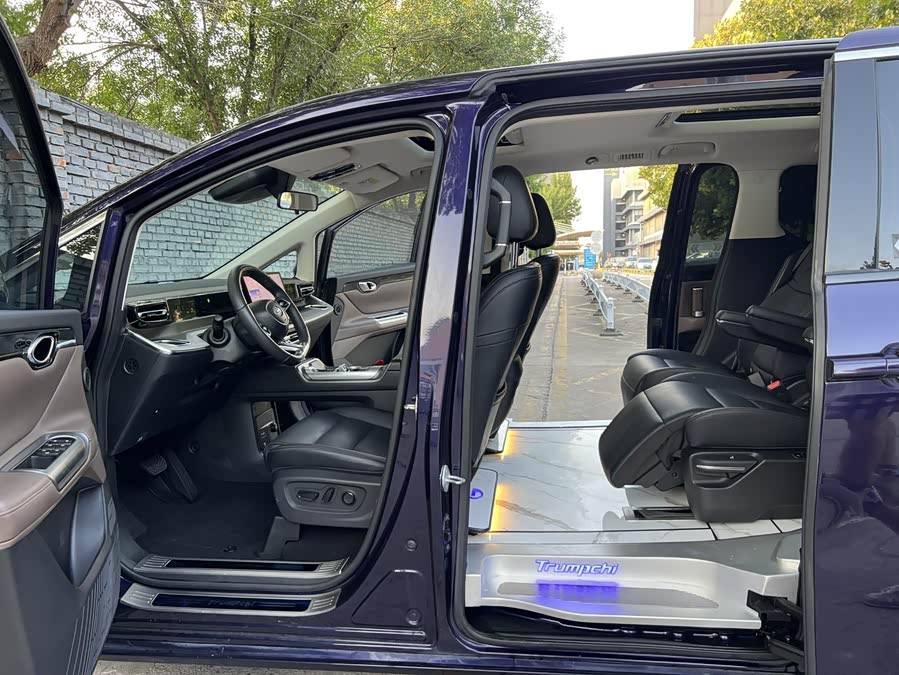 GAC Trumpchi E8 New Energy 2023 #7 GAC Trumpchi E8 New Energy 2023 car image #7