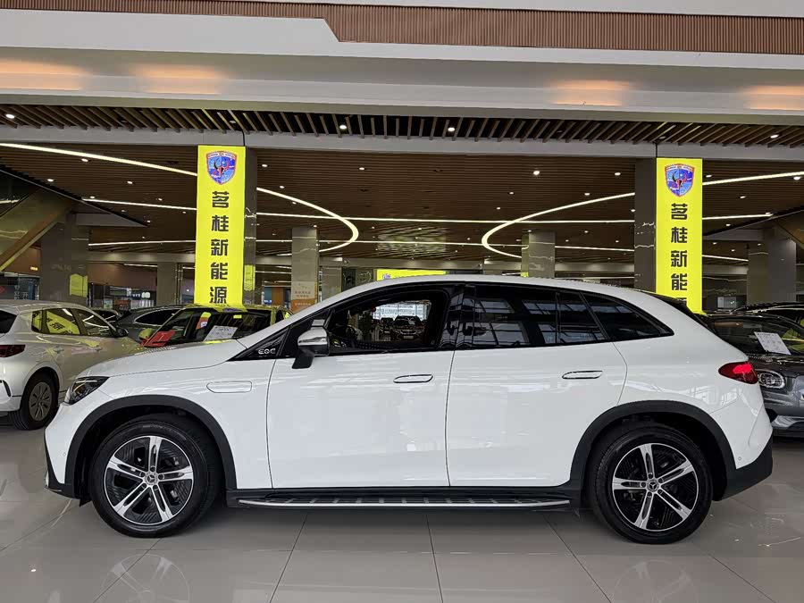 Mercedes-Benz EQE SUV 2023 #7 Mercedes-Benz EQE SUV 2023 car image #7